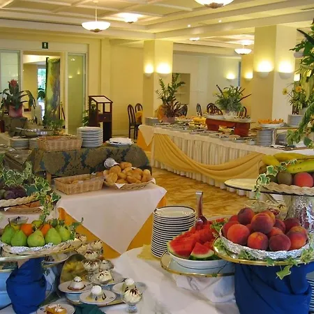 Hotel De France 3*