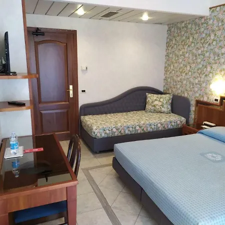 De France 3* Rímini